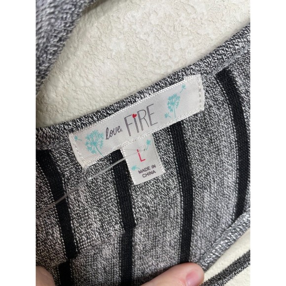 Love Fire Striped Large Halter Knit Midi Dress Gray Sleeveless Keyhole Back New - Picture 6 of 7